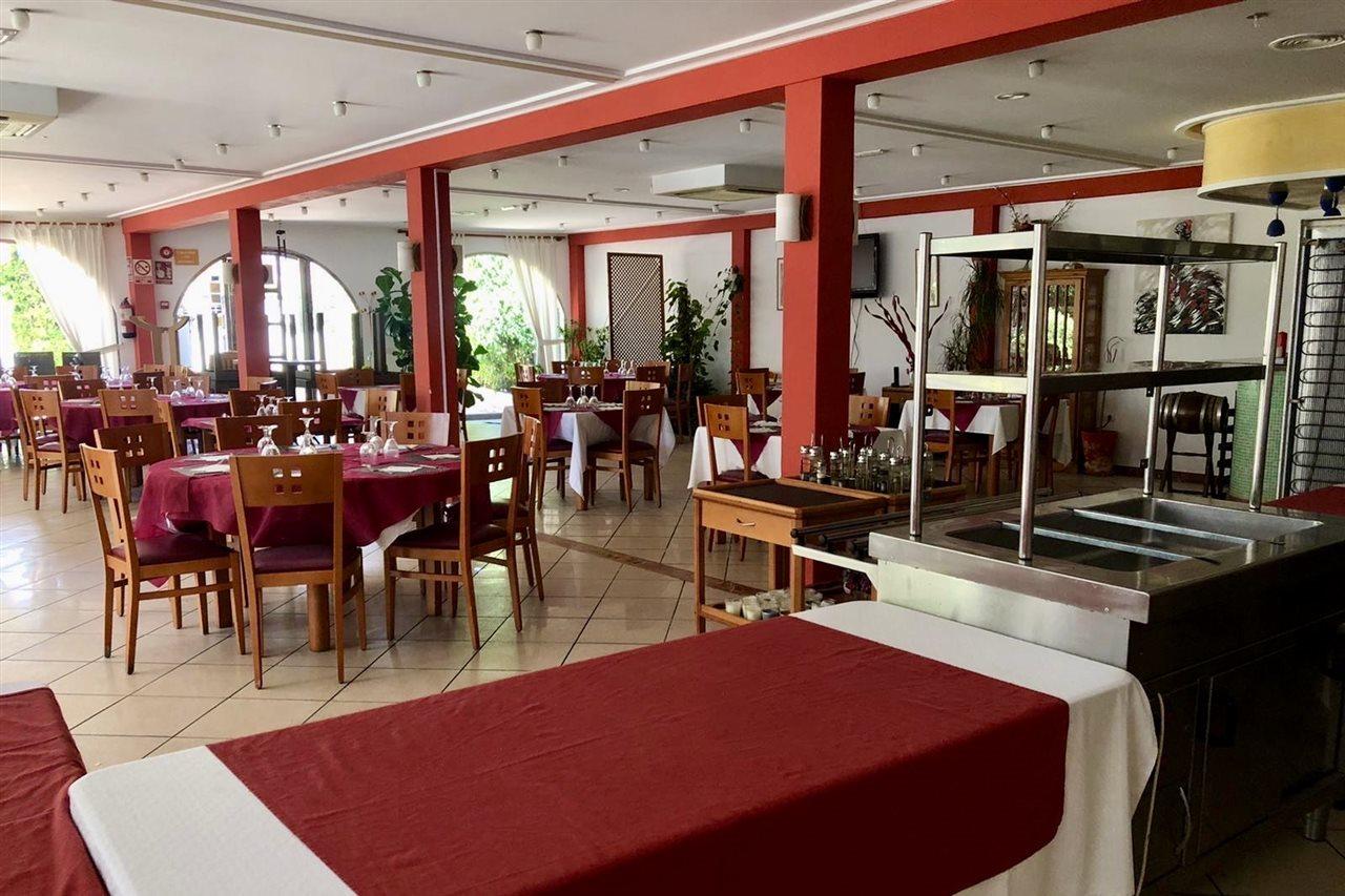 Aparthotel Residencial Vidalbir L'Alfas del Pi Luaran gambar