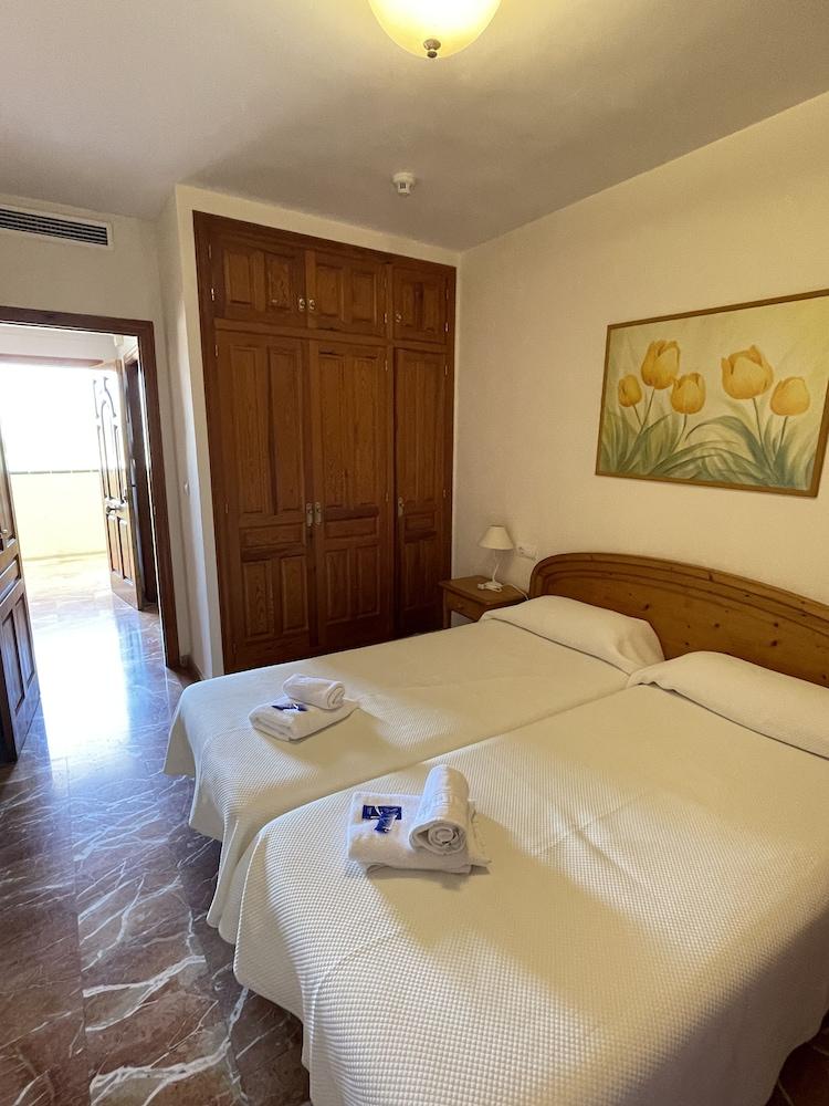 Aparthotel Residencial Vidalbir L'Alfas del Pi Luaran gambar