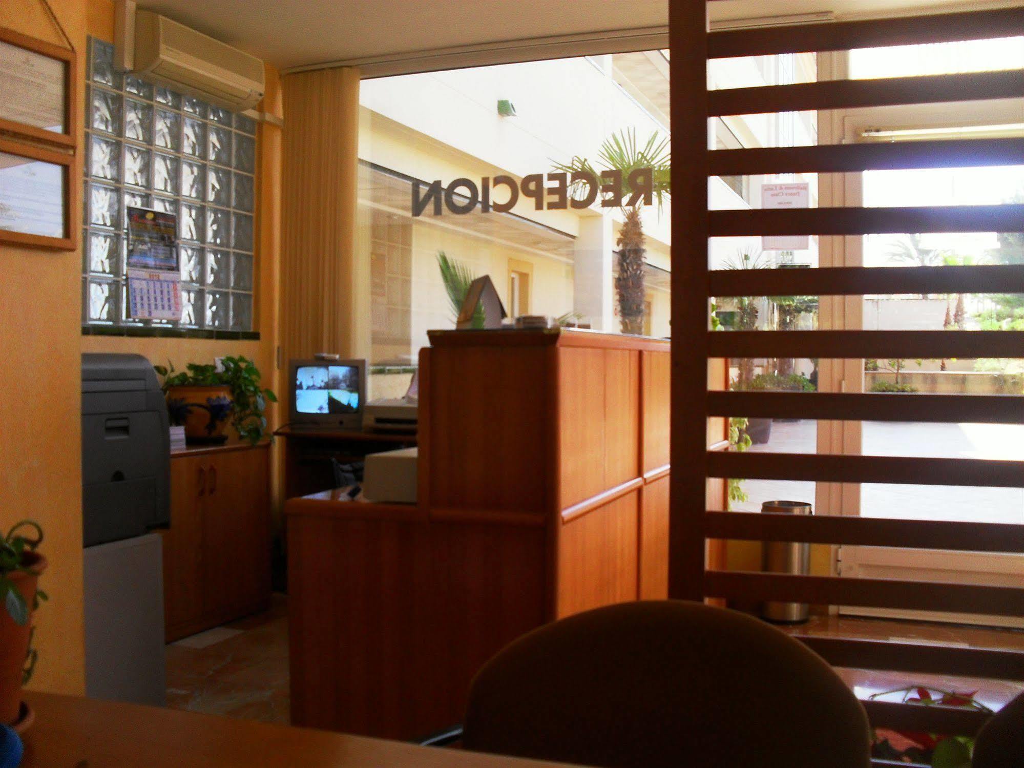 Aparthotel Residencial Vidalbir L'Alfas del Pi Luaran gambar