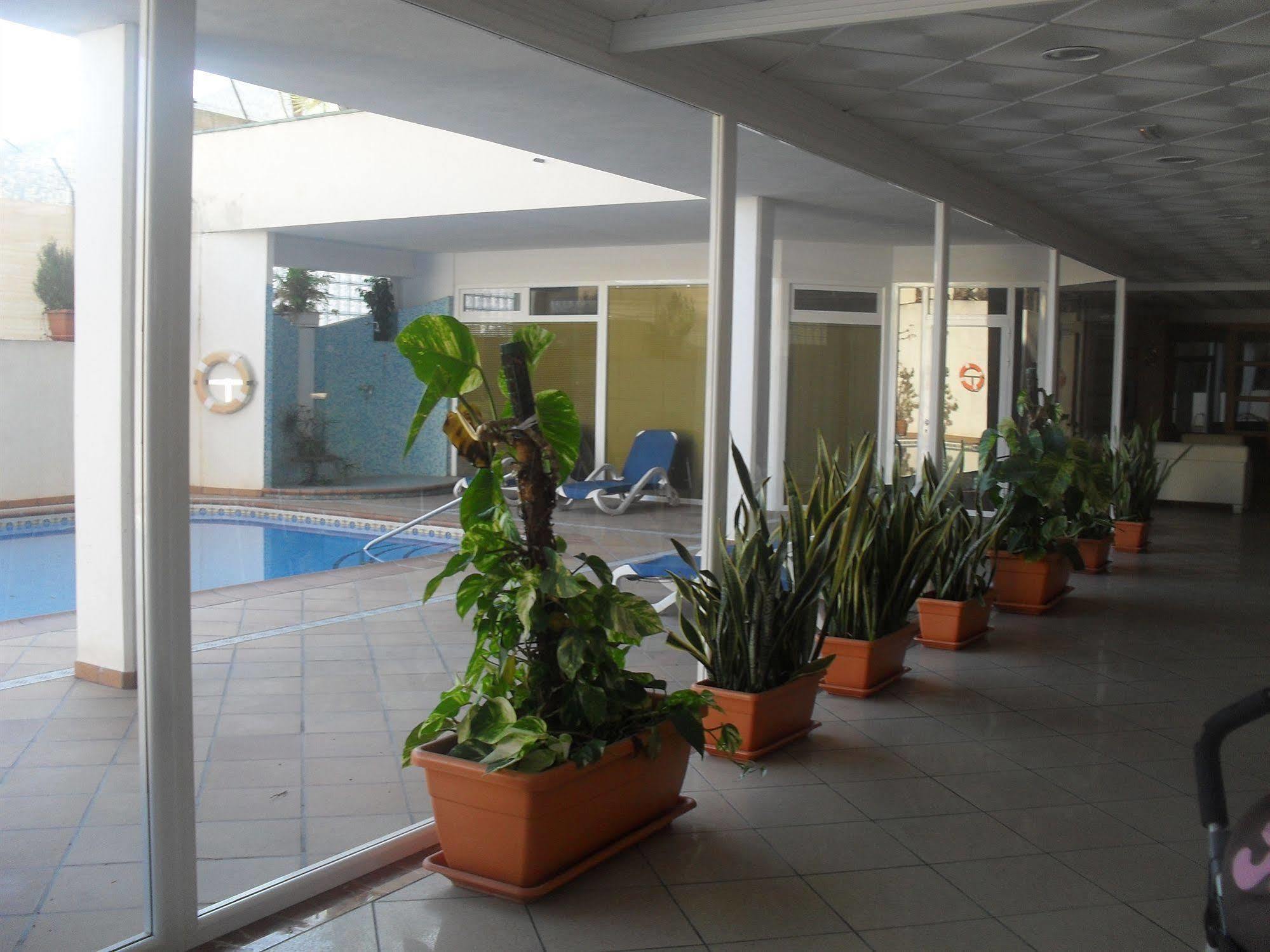 Aparthotel Residencial Vidalbir L'Alfas del Pi Luaran gambar