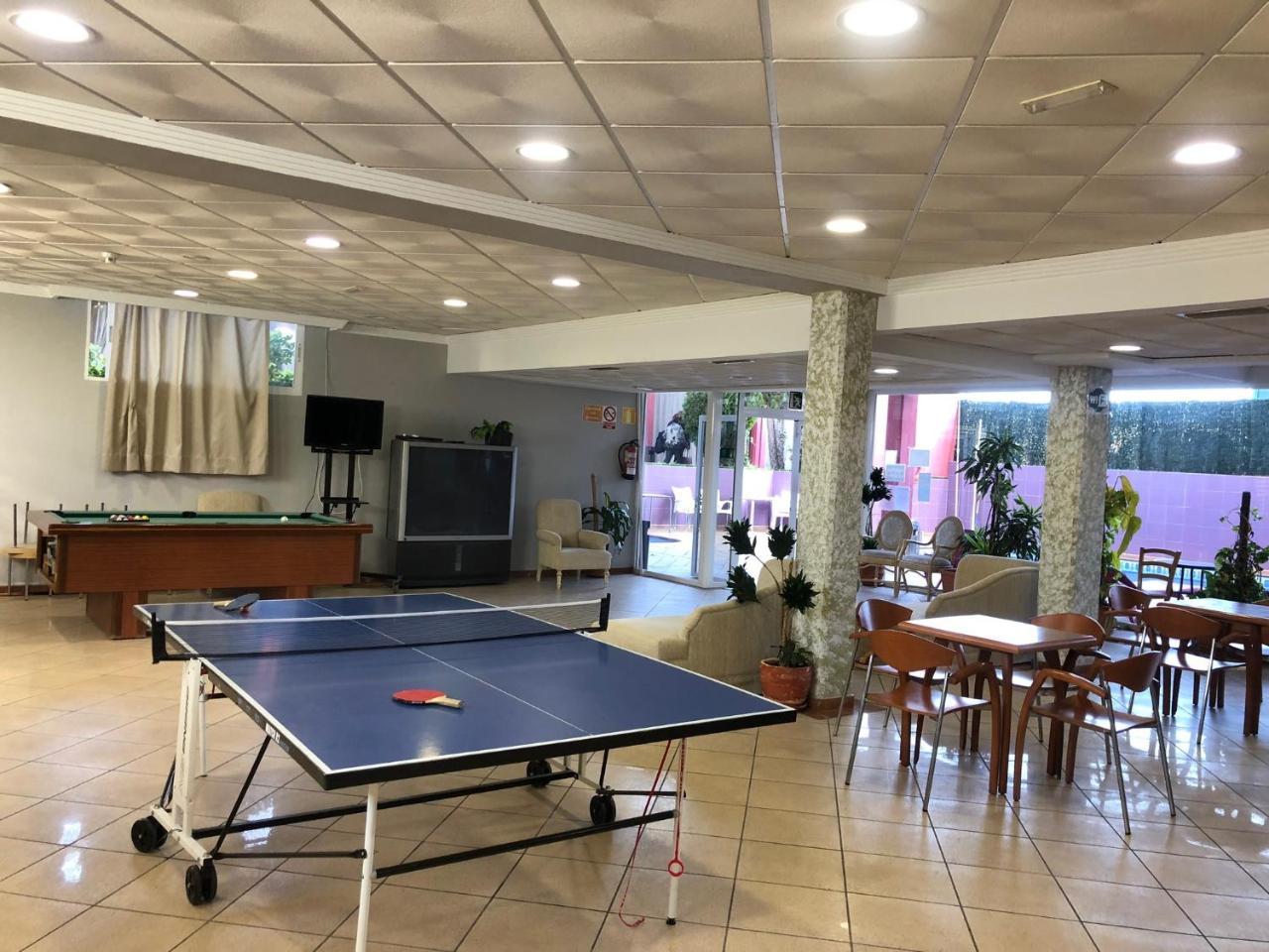 Aparthotel Residencial Vidalbir L'Alfas del Pi Luaran gambar